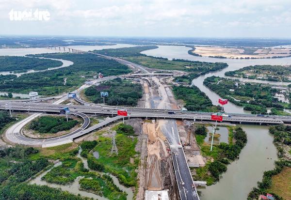 Quy Hoạch Siêu Nút Giao 3 Tầng Cửa Ngõ Phía Đông TP.HCM: Giải Cứu Kẹt Xe, Nâng Tầm Hạ Tầng