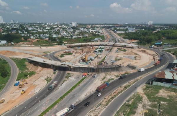 Diện mạo Vành đai 3 TP.HCM đoạn qua Bình Dương lột xác sau 3 năm thi công