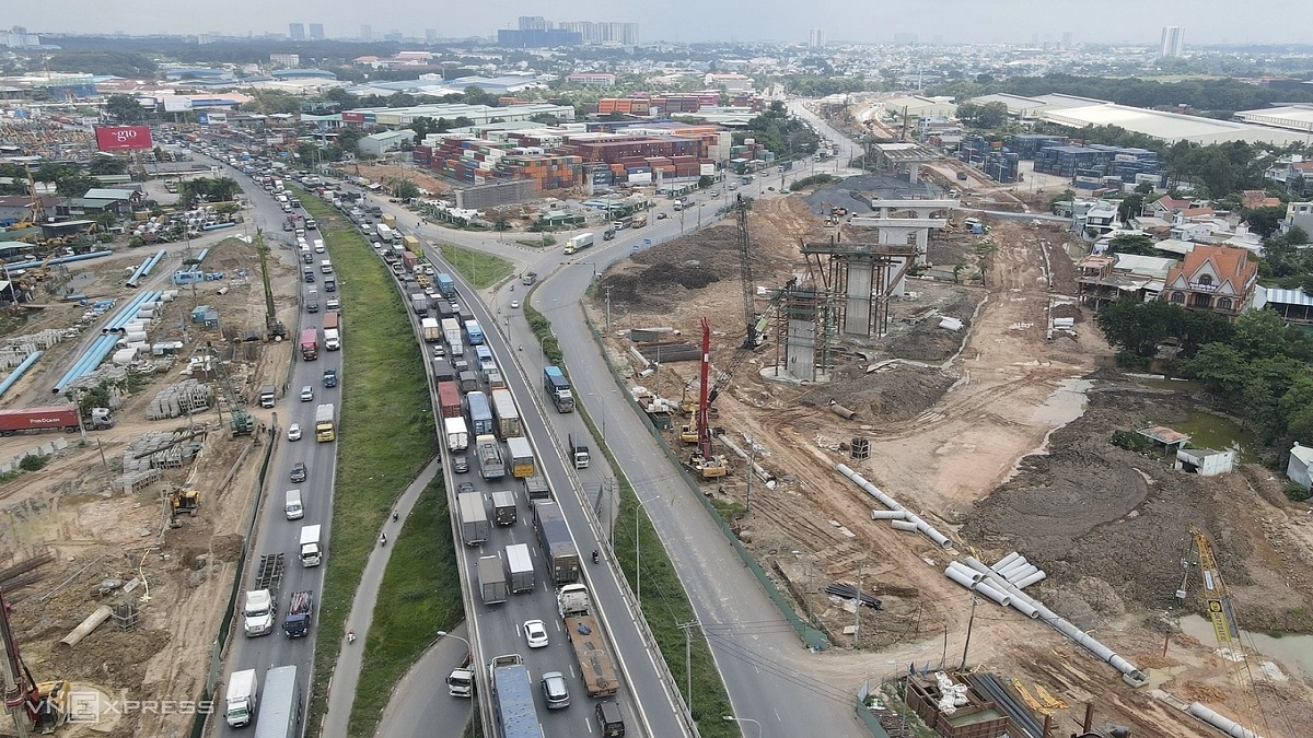 Nút giao Tân Vạn