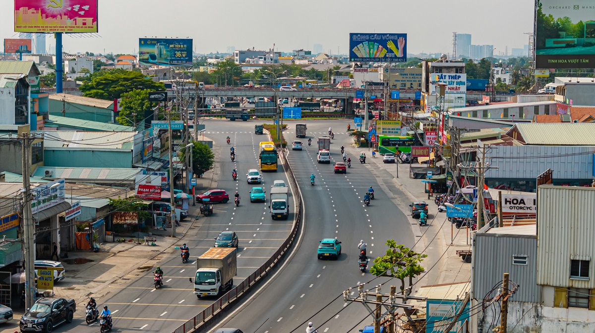 Mở rộng Quốc Lộ 13