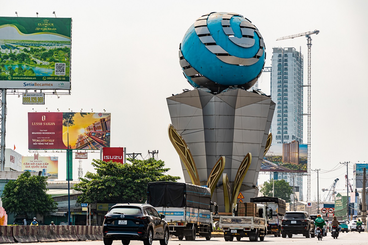 Mở rộng Quốc Lộ 13