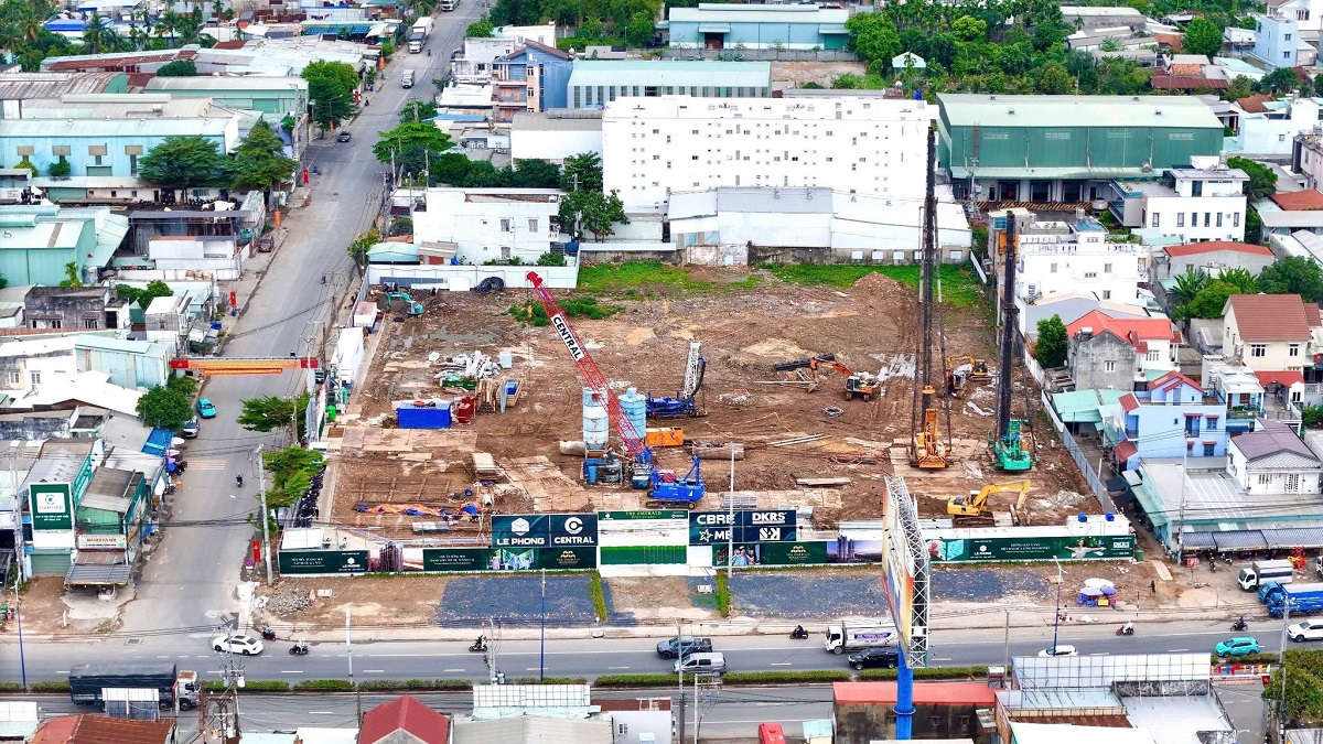 Tiến độ The Emerald Boulevard Tháng 2/2028 Tiến độ The Emerald Boulevard Tháng 2/2028